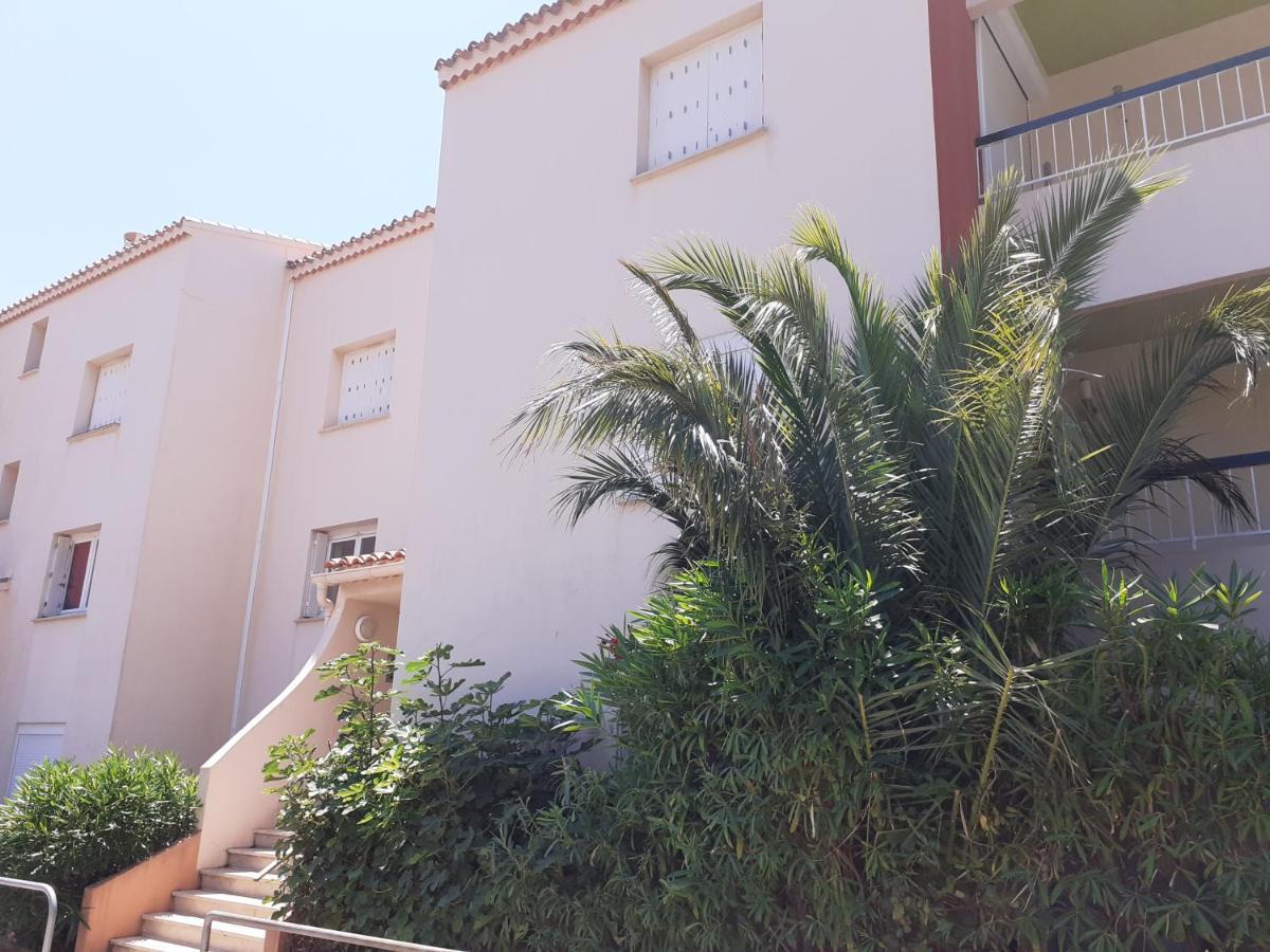 Bandol Nature Et Loisirs: Parking/ Piscine Ngoại thất bức ảnh